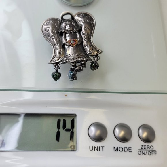 Angel Pendant Brooch - Picture 9 of 10